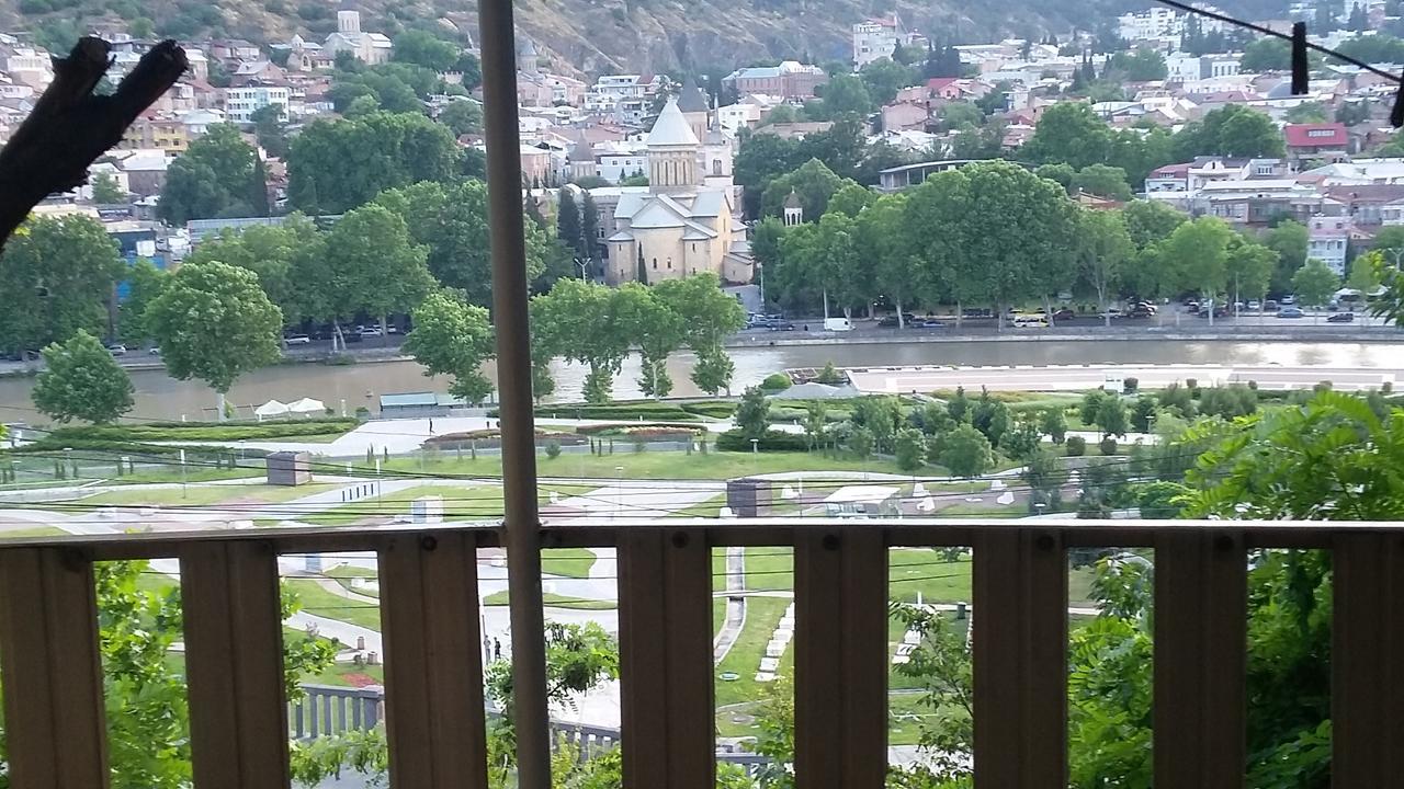 Hotel Jurkha Tbilisi Ngoại thất bức ảnh